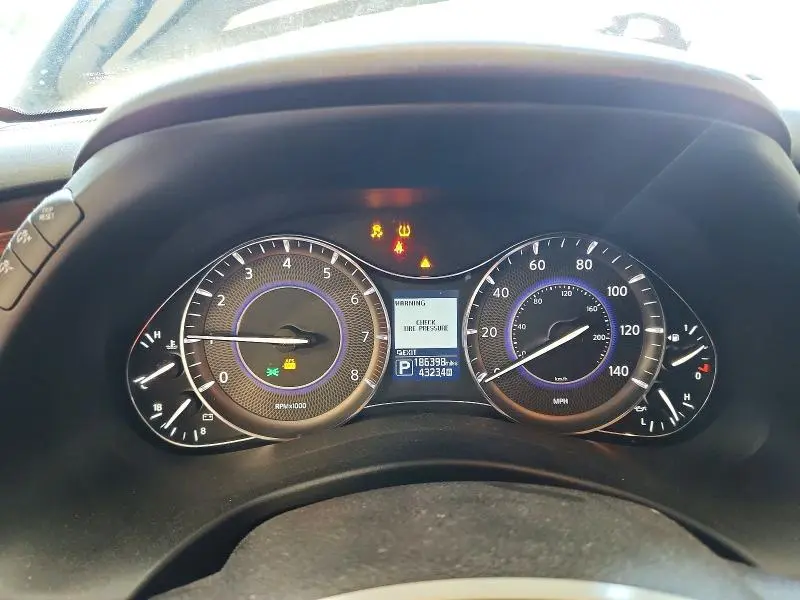 2016 INFINITI QX80 BASE  