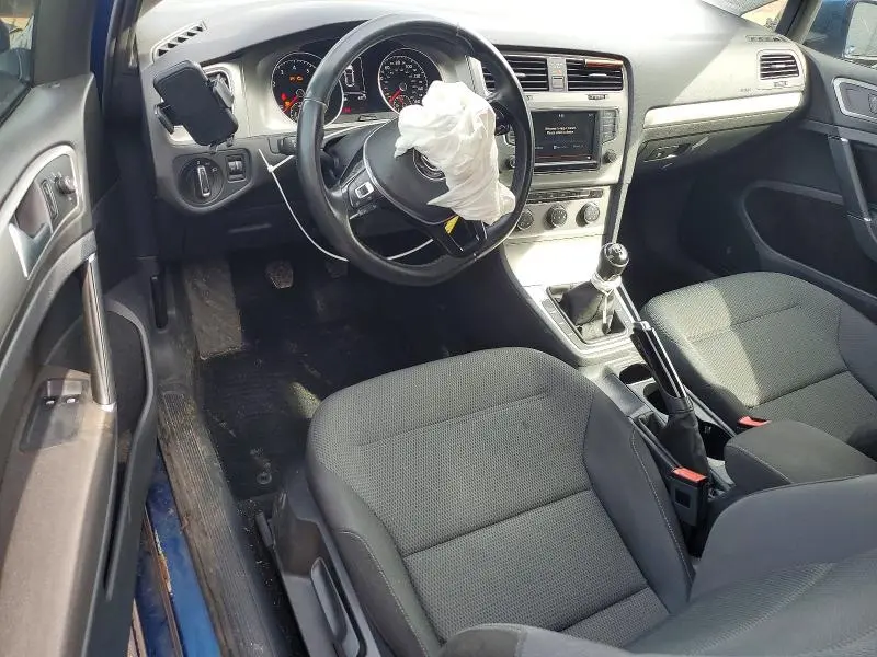 2016 VOLKSWAGEN GOLF BASE  