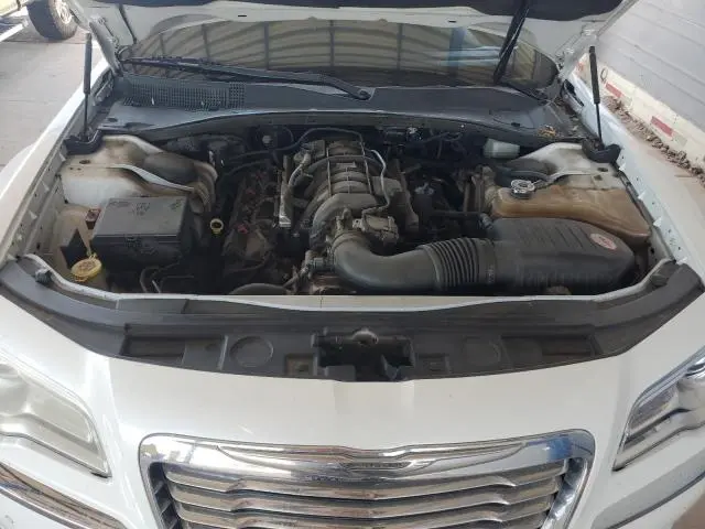 2013 CHRYSLER 300C   