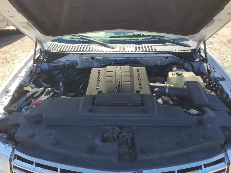 2010 LINCOLN NAVIGATOR   