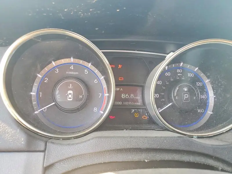 2011 HYUNDAI SONATA GLS  