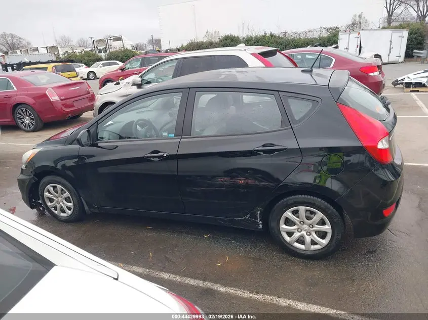 2014 HYUNDAI ACCENT GS