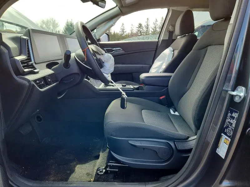 2023 KIA SPORTAGE LX  