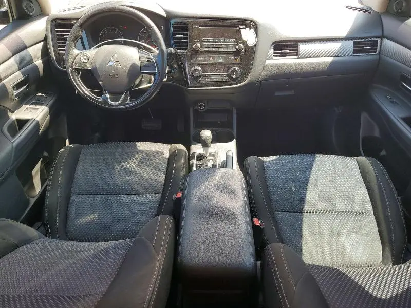 2016 MITSUBISHI OUTLANDER ES  