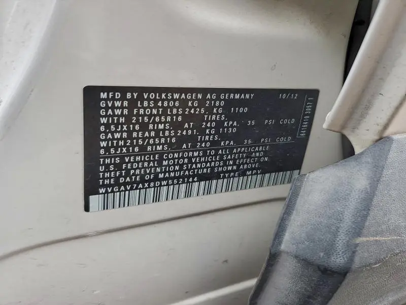 2013 VOLKSWAGEN TIGUAN S  