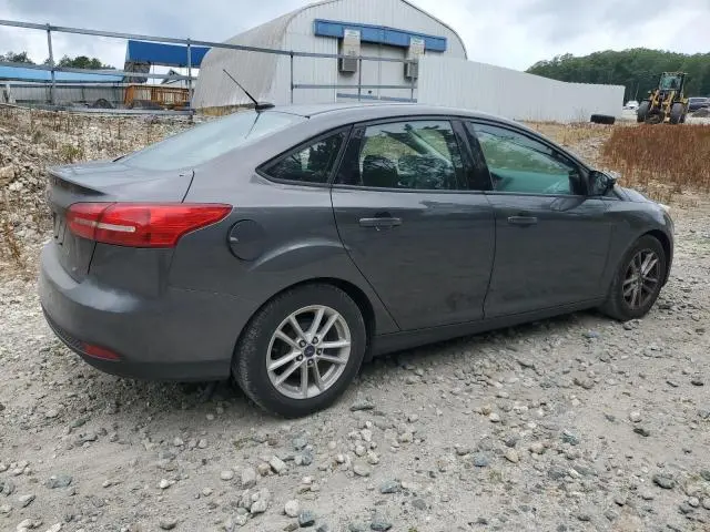 2015 FORD FOCUS SE  