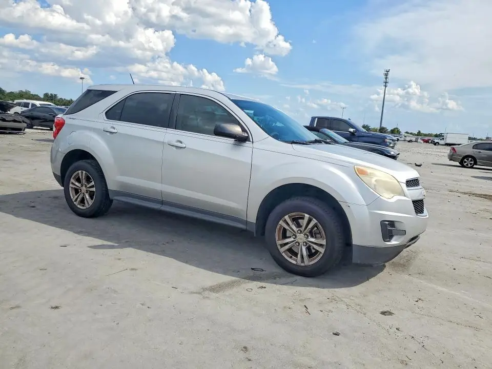 2013 CHEVROLET EQUINOX LS  