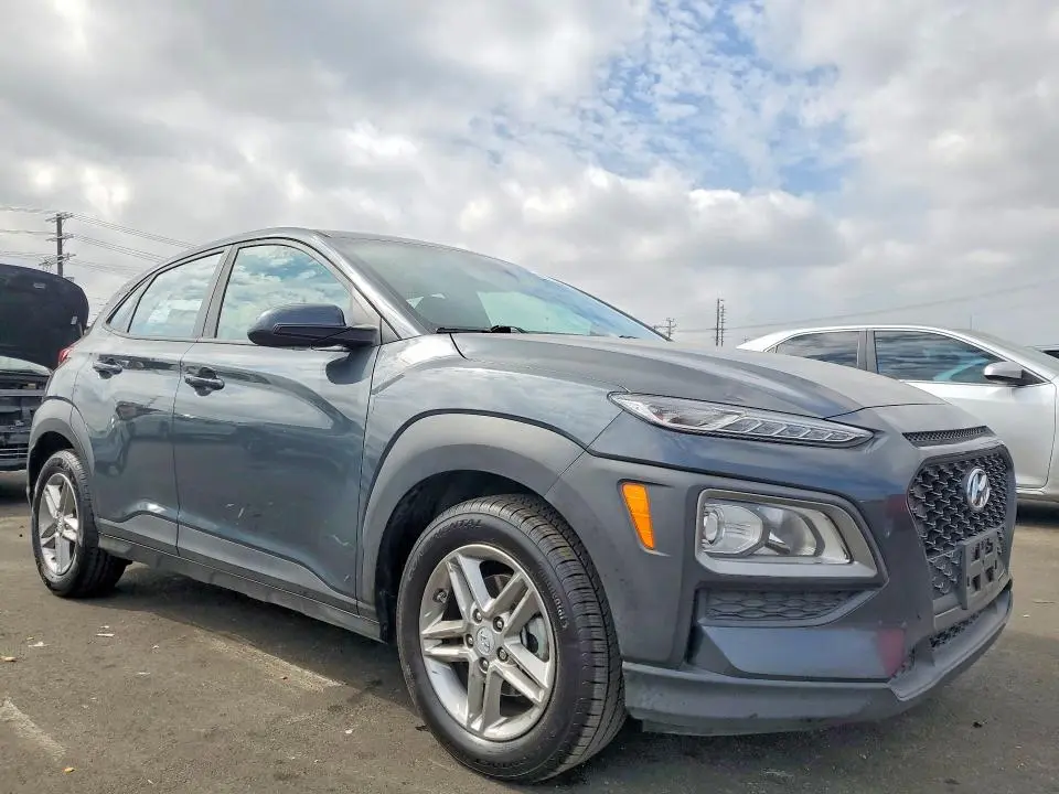 2021 HYUNDAI KONA SE  