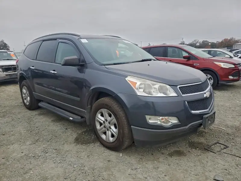 2012 CHEVROLET TRAVERSE LS  
