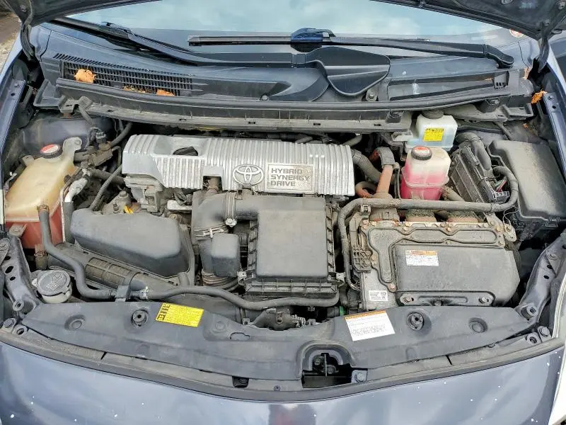 2015 TOYOTA PRIUS TWO  