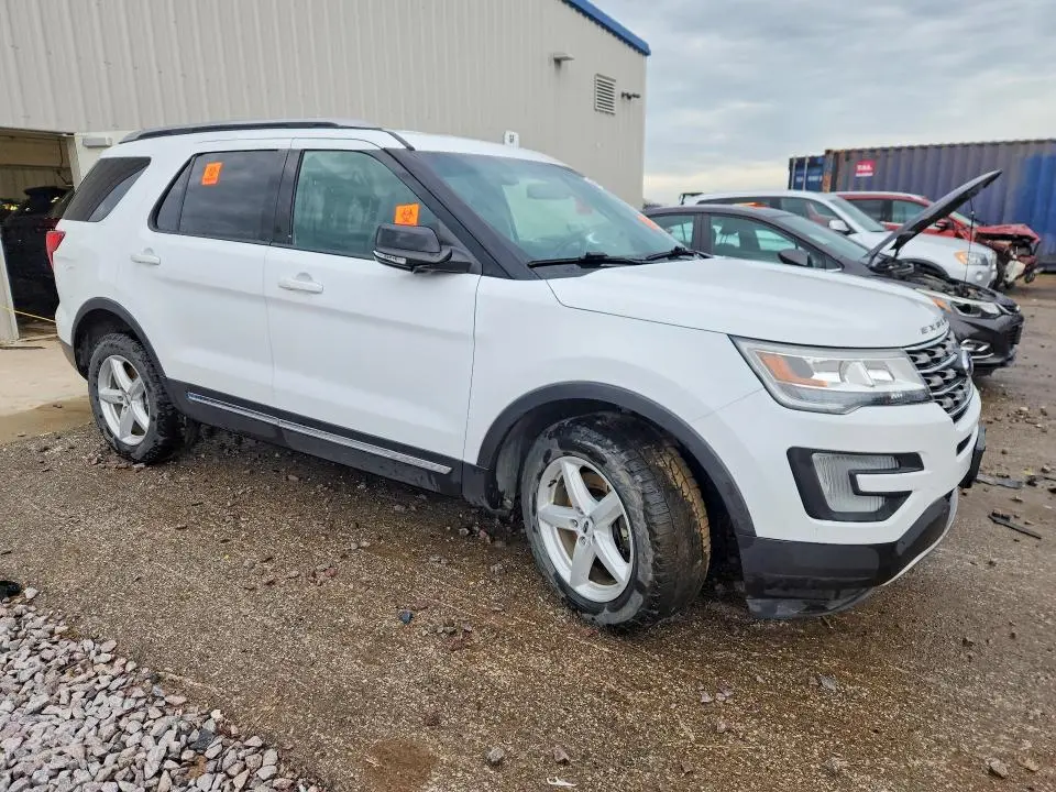 2016 FORD EXPLORER XLT  