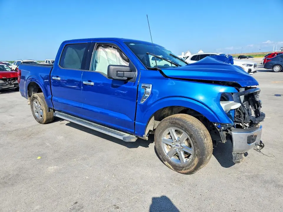 2025 FORD F150 XLT  