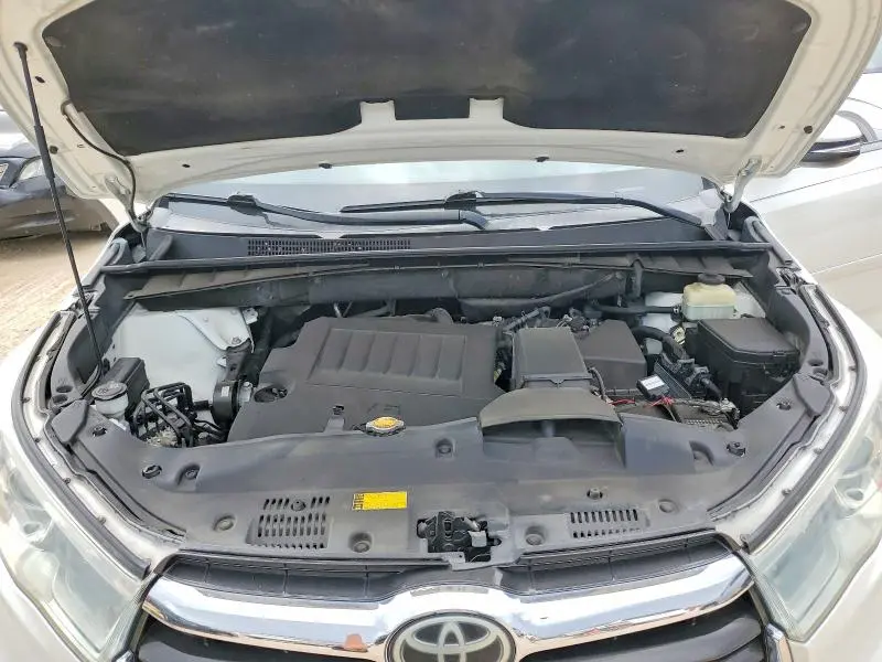 2015 TOYOTA HIGHLANDER LIMITED PLATINUM  