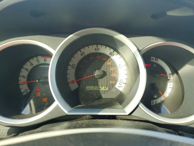 2011 TOYOTA TACOMA BASE  