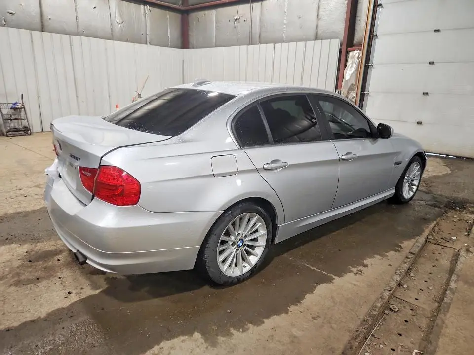 2011 BMW 335 XI  