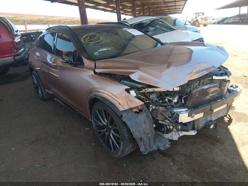 2017 INFINITI QX30 PREMIUM