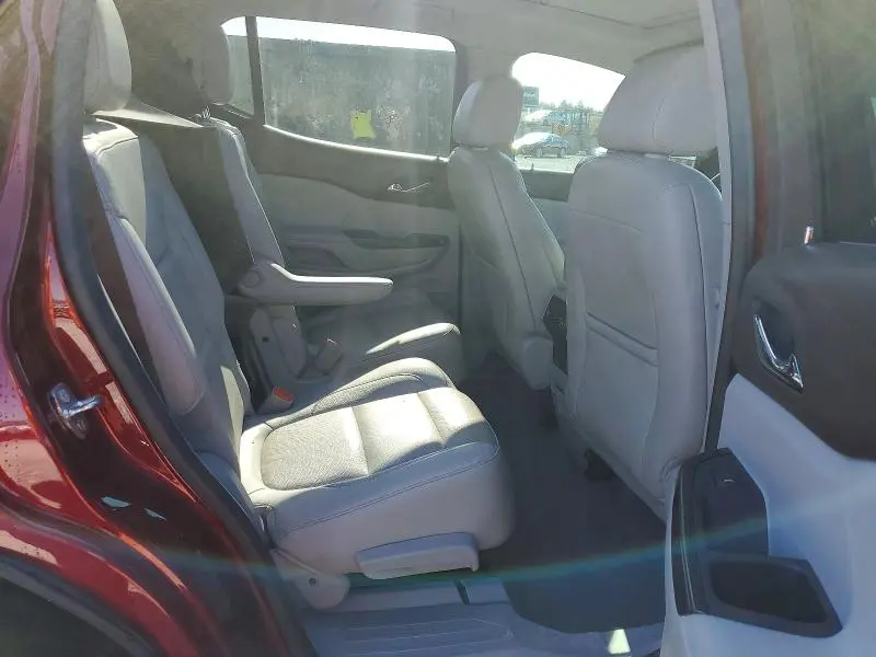 2017 GMC ACADIA SLT-1  