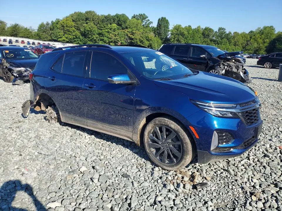 2022 CHEVROLET EQUINOX RS  