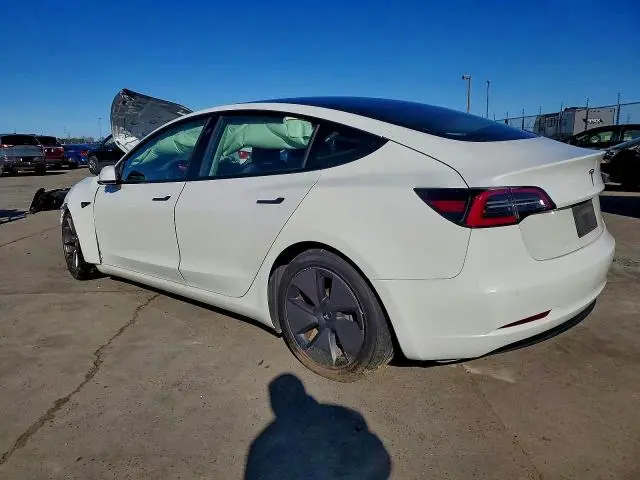 2021 TESLA MODEL 3   