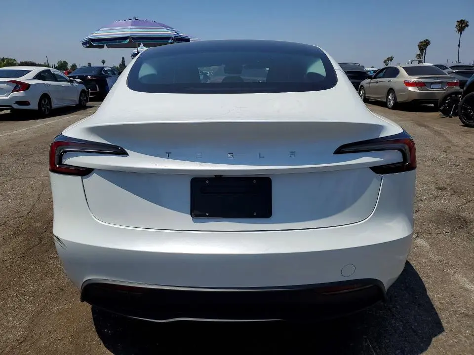 2025 TESLA MODEL 3   