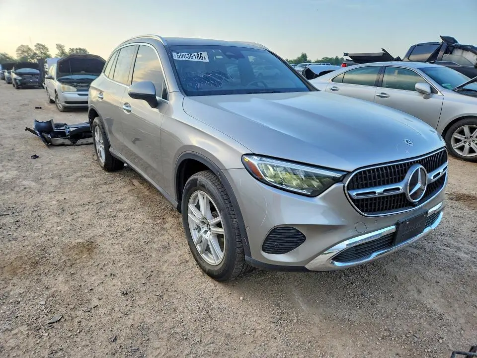2023 MERCEDES-BENZ GLC 300 4MATIC  