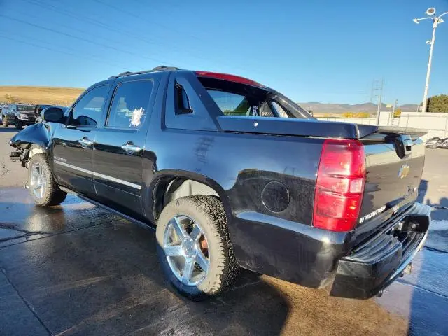 2011 CHEVROLET AVALANCHE LTZ  