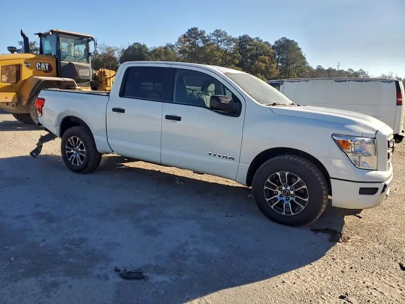 2023 NISSAN TITAN S  