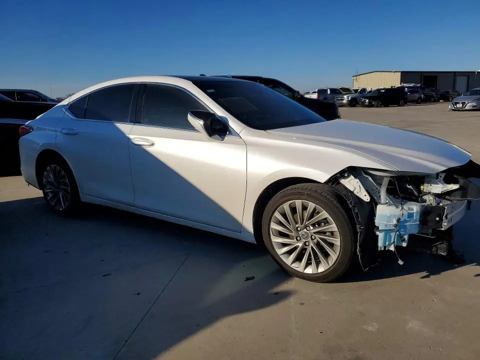 2019 LEXUS ES 350  