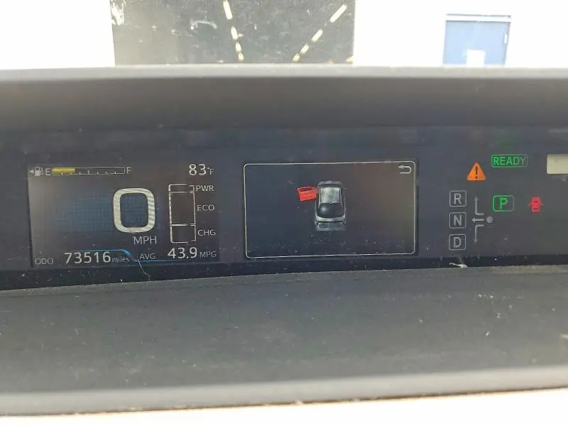 2018 TOYOTA PRIUS THREE  