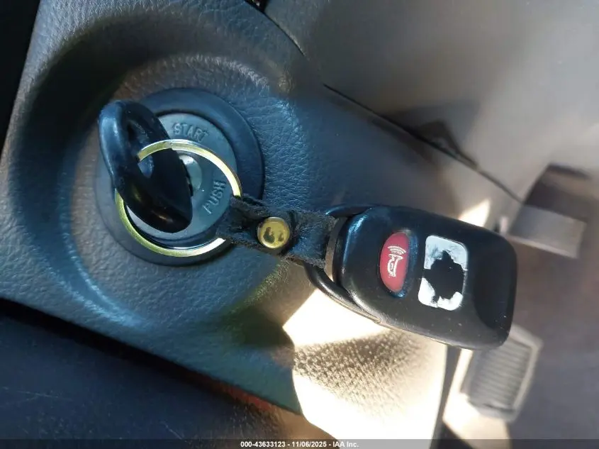 2011 HYUNDAI SANTA FE GLS