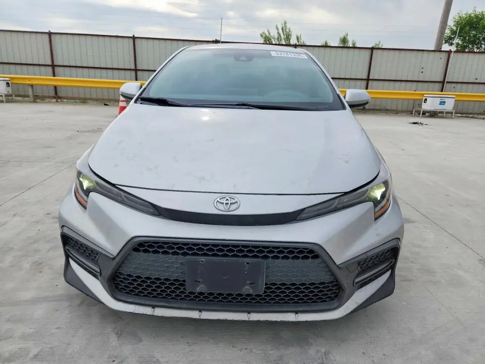 2021 TOYOTA COROLLA SE  