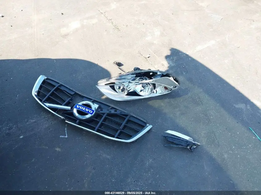 2012 VOLVO XC60 T6/T6 PLATINUM/T6 PREMIER PLUS/T6 R-DESIGN/T6 R-DESIGN PLATINUM/T6 R-DESIGN PREMIER PLUS