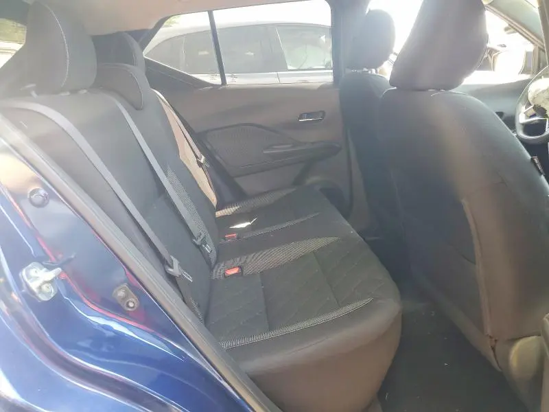 2018 NISSAN KICKS SV  