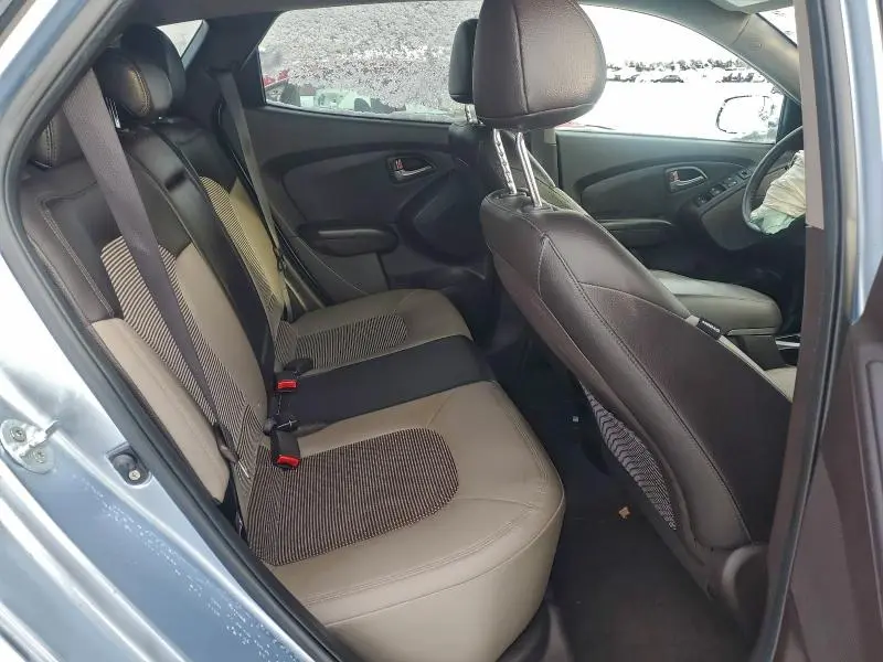 2012 HYUNDAI TUCSON GLS  