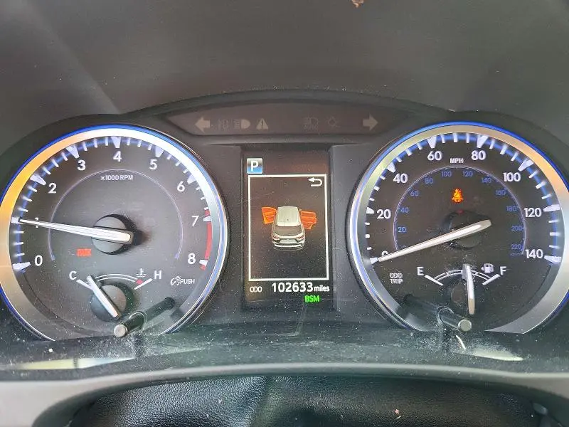 2019 TOYOTA HIGHLANDER XLE  