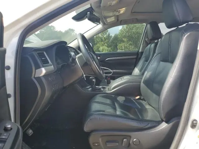 2018 TOYOTA HIGHLANDER SE  