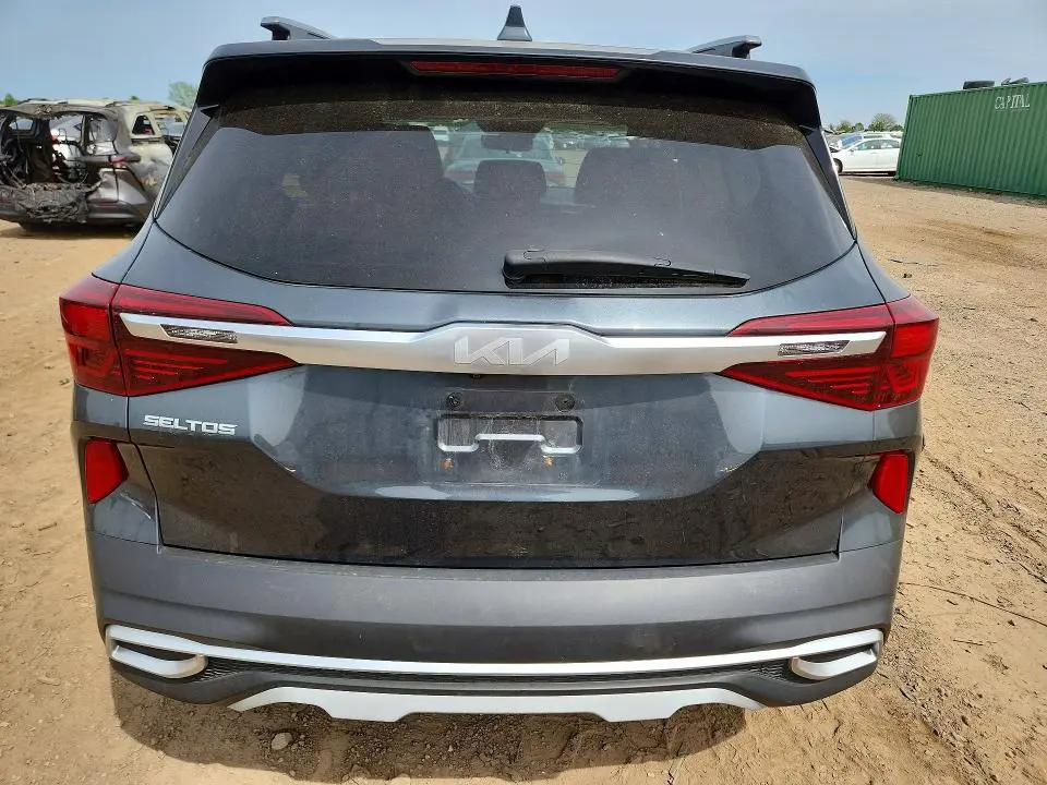 2023 KIA SELTOS S  