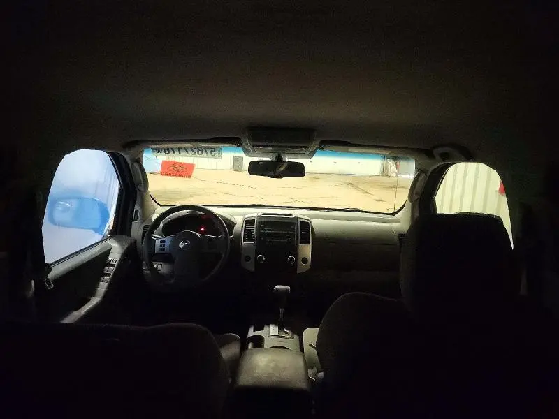 2011 NISSAN FRONTIER S  