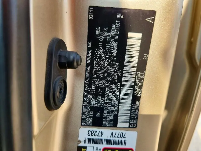 2011 TOYOTA SIENNA BASE 7-PASSENGER  