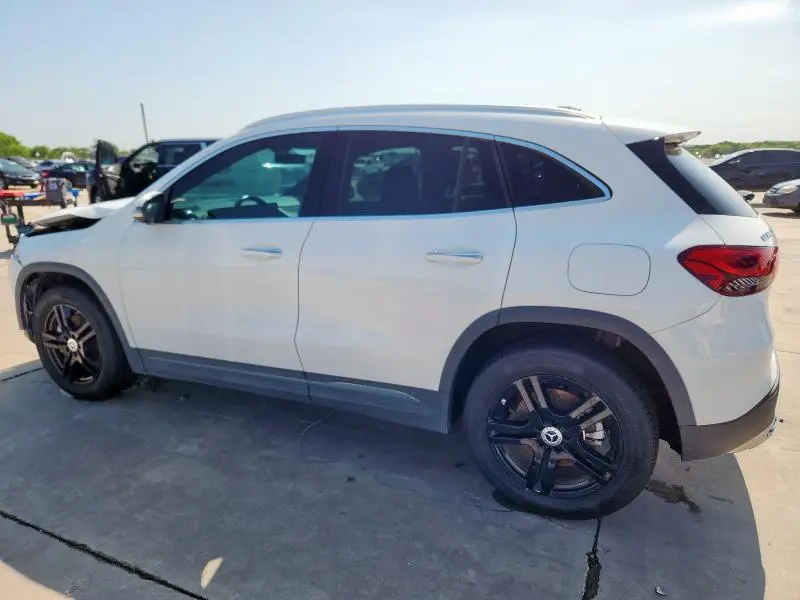 2021 MERCEDES-BENZ GLA 250 4MATIC  