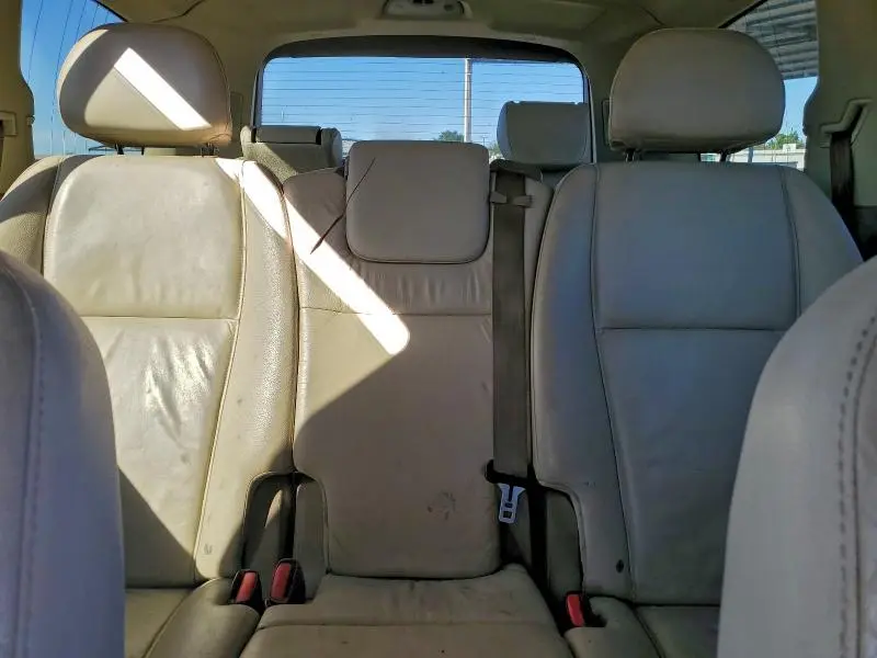 2011 VOLVO XC90 3.2  