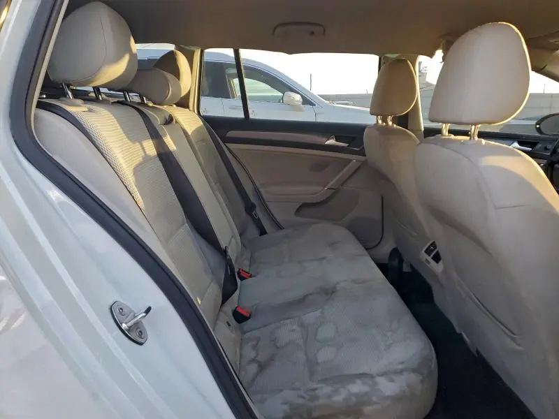 2018 VOLKSWAGEN GOLF SPORTWAGEN S  