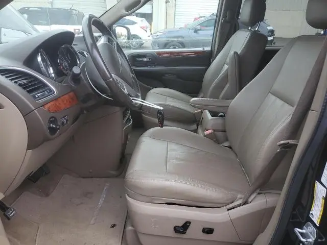 2016 CHRYSLER TOWN & COUNTRY TOURING  