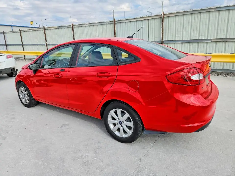 2013 FORD FIESTA SE  