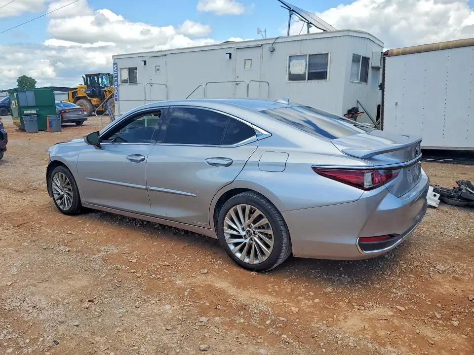 2022 LEXUS ES 300H ULTRA LUXURY  