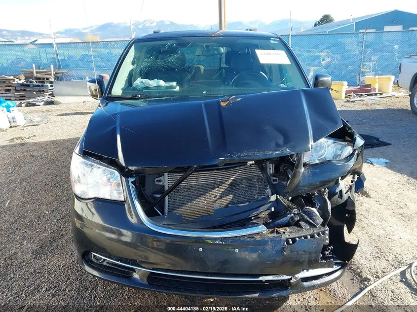 2016 CHRYSLER TOWN & COUNTRY TOURING