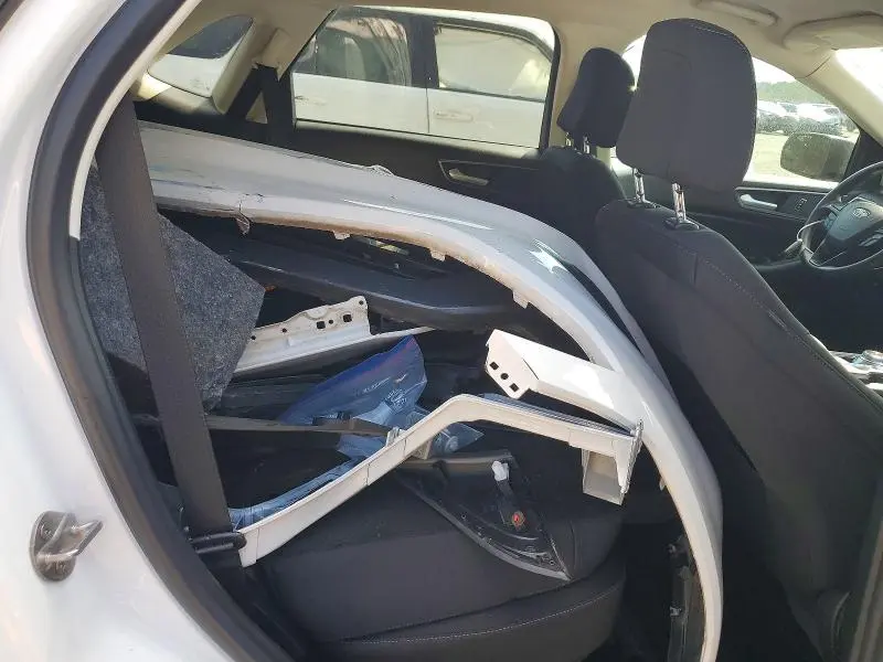 2024 FORD EDGE SE  