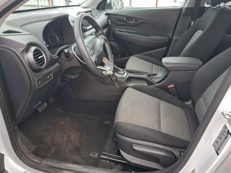 2019 HYUNDAI KONA SE  