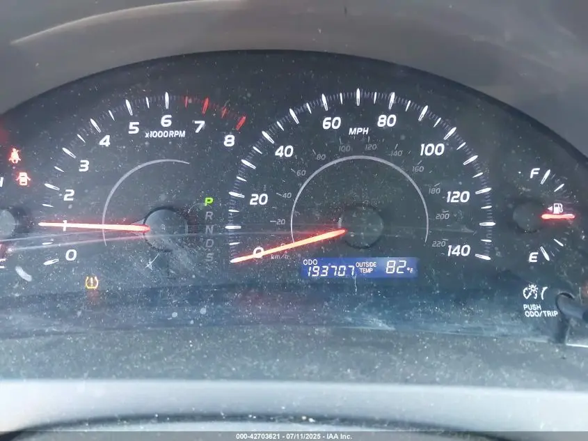 2011 TOYOTA CAMRY LE