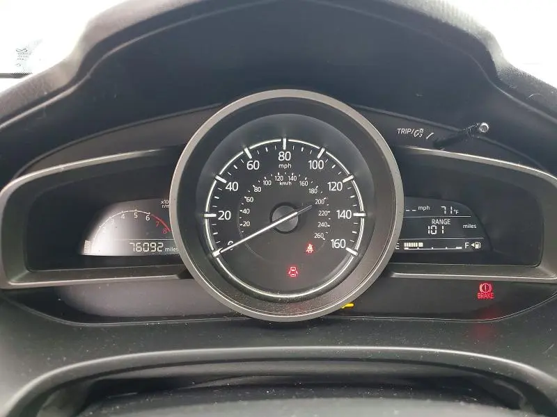 2018 MAZDA 3 TOURING  